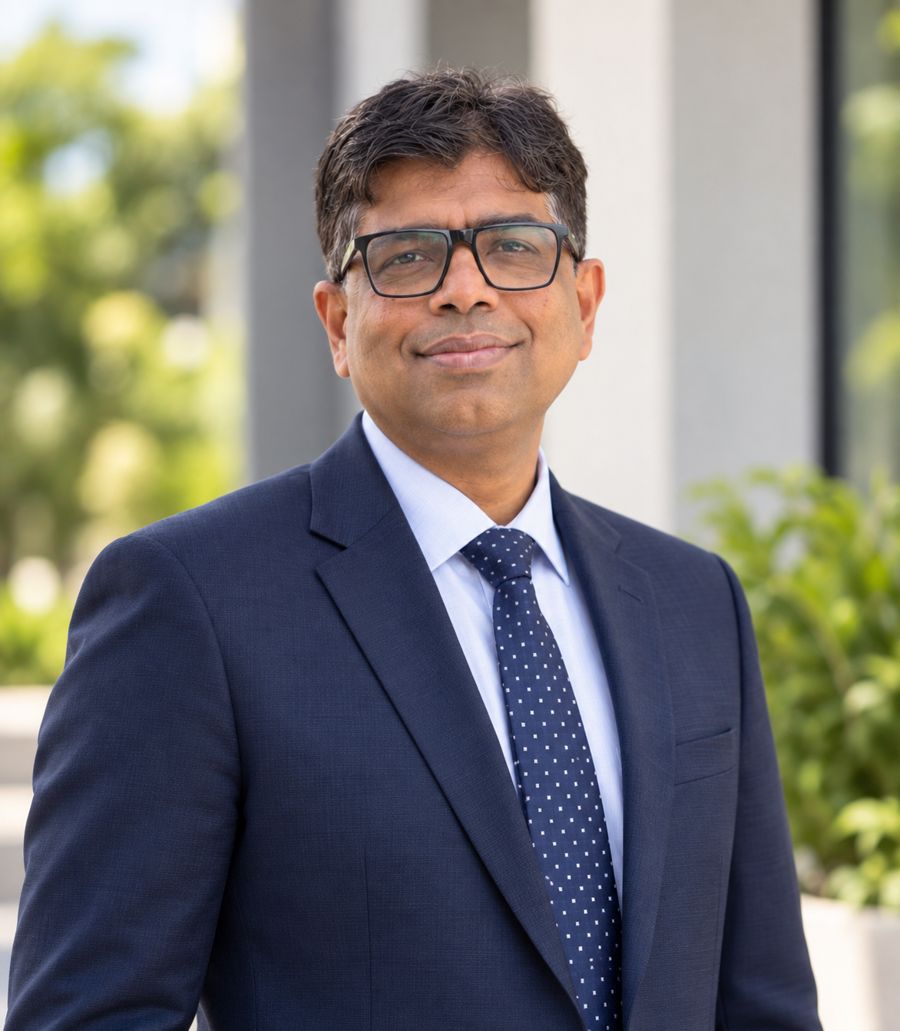 Dr. Shantanu Deshpande, interventional cardiologist in Thane and Mumbai