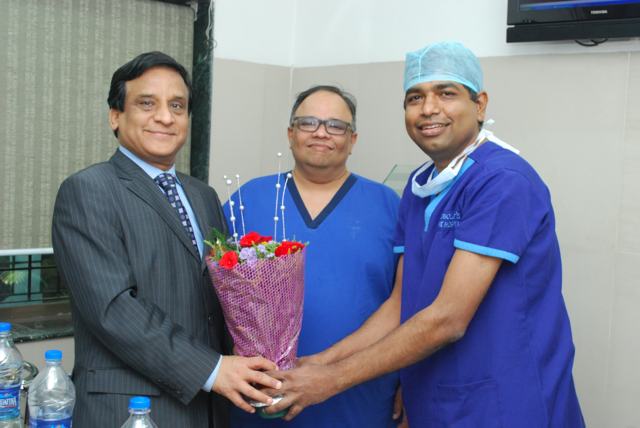 Dr Shantanu Deshpande being welcomed with a bouquet at Dr Godbole's Heart Care Hospital